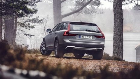 Volvo представи новото си всъдеходно комби