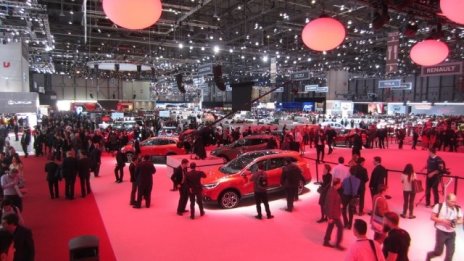 Пет глобални марки отказаха автосалона в Париж