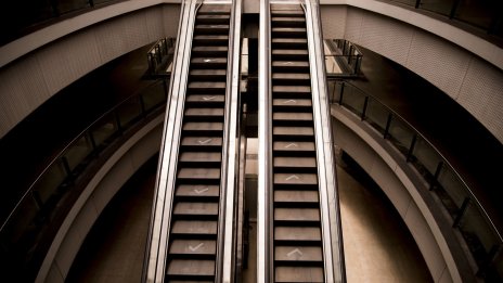 Китай и Япония се разминават по инфлационната стълба