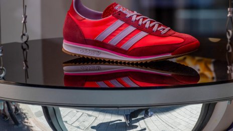 Adidas отново набира инерция