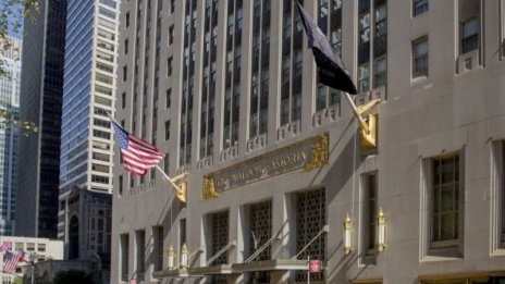 Китайският собственик на хотел Waldorf Astoria в Ню Йорк планира мащабен ремонт