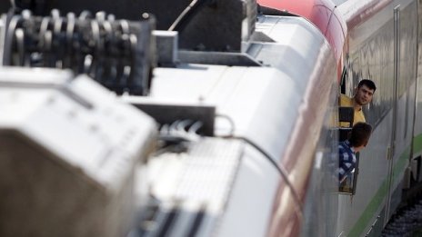 С евросредства ще бъде построена жп линия до Летище Бургас