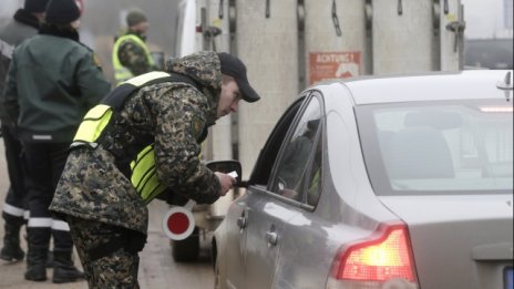 Балтийските страни вдигат огради на изток заради страхове от миграционен натиск
