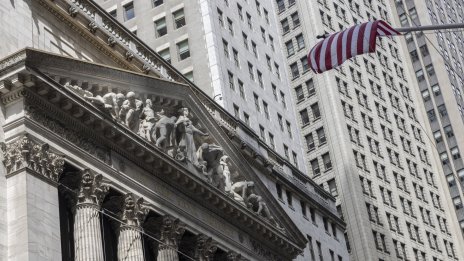 Nasdaq не успя да изплува на зелено в очакване на ключови финансови отчети на Big Tech