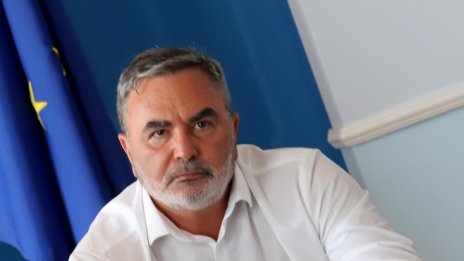 Кунчев: При трета COVID вълна &ndash; повече дистанция и по-висок клас маски