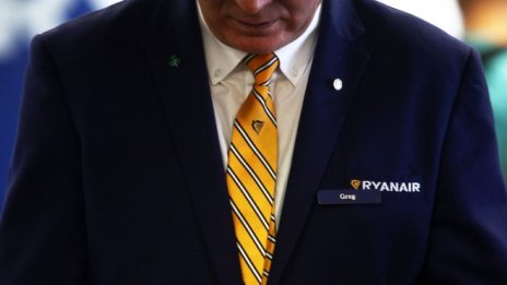 Ryanair съкращава по-малко служители от първоначално планираното 