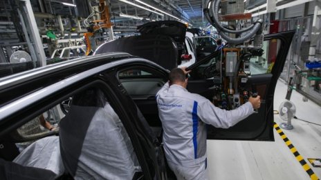 Две скорости: Германската икономика се възстановява, но не и останалата еврозона