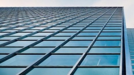 Инвестициите в бизнес имоти в Европа се забавят през първото полугодие