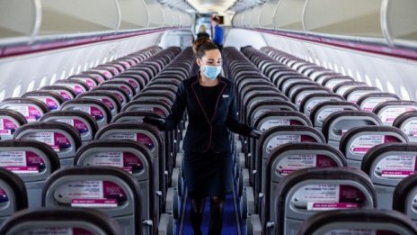 Броят на полетите в Испания скача през юли