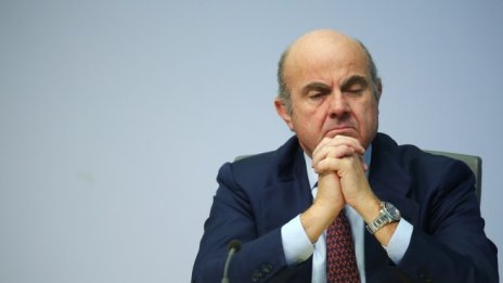 Де Гиндос: Еврозоната се нуждае от централизиран фискален инструмент