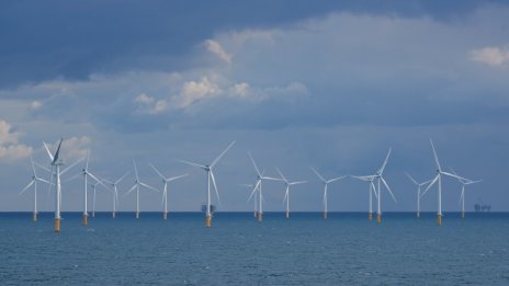 Индустрията на офшорната вятърна енергия ще нарасне до 1 трлн. долара до 2040 г.