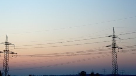 Кискинов: Не сме видели върха при цените на електроенергията и газа