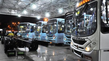 Daimler доставя стотици градски автобуси на Бразилия