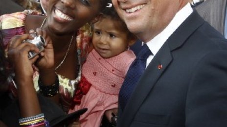 Париж предлага да плаща 75% от заплатите на младите служители