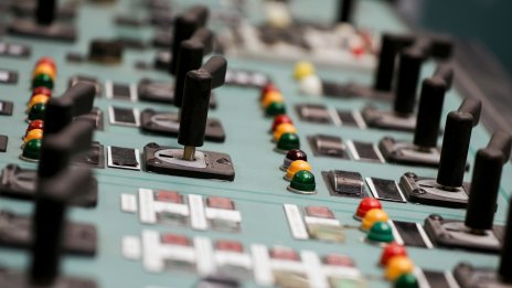 Наемните договори за центрове за данни в света са достигнали рекорд в началото на 2025 г.