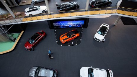 Кои премиум марки автомобили губят най-много лоялни клиенти?