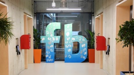 Facebook тества секция с местни новини