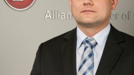 Р. Генев: Третата вълна молове ще промени пазара на търговски площи в София