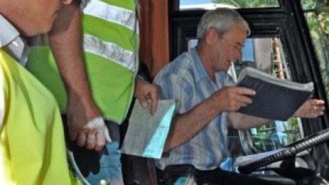 За 6 месеца спряха от движение 234 автомобила заради незаконен превоз