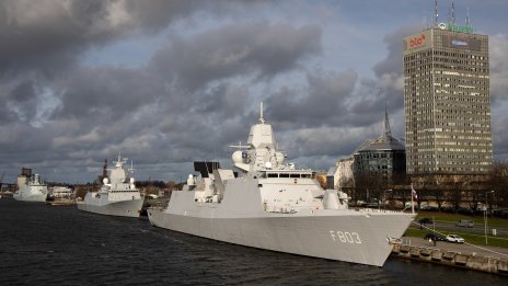 Норвегия купува британски фрегати за 13,5 млрд. долара в най-голямата си военна инвестиция