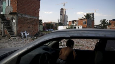 Индийската инфраструктура върху раменете на частния дълг