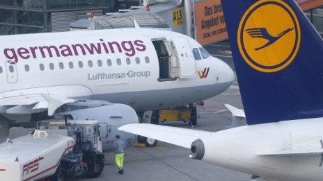 Семейства на загиналите с полет на Germanwings искат делото да се гледа в САЩ