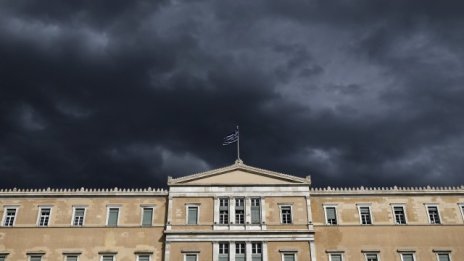 Какво се обърка в Гърция