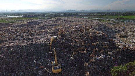 Фирмите, които горят отпадъци: Подкрепяме мерките за контрол на вноса на боклук