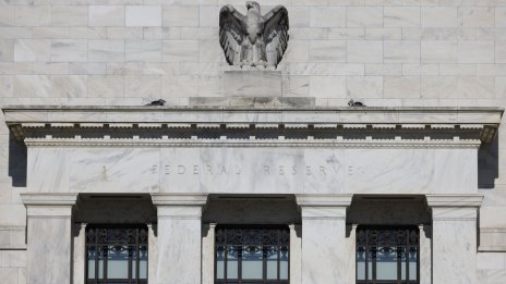 Банките в САЩ затягат условията за кредитиране и отчитат спад на търсенето на заеми