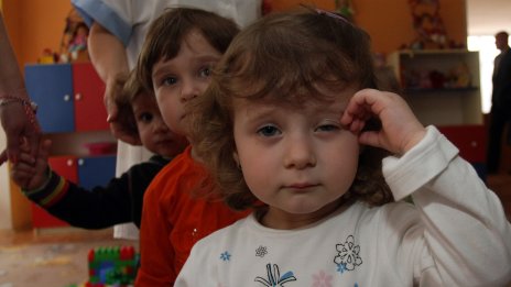 Компенсацията за неприети в общински градини деца над 3 години се увеличава на 510 лева