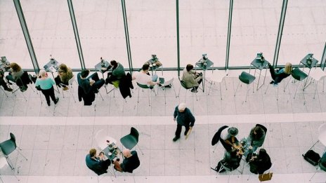 Иван Нейков: Работните места в ЕС изискват нови форми на полагане на труд