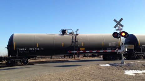 Канадската петролна индустрия продължава да страда заради проблеми с преноса