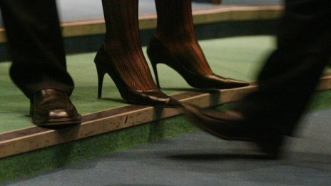 Типичният германски шеф – мъж, със заплата от 174 000 евро и служебно Audi