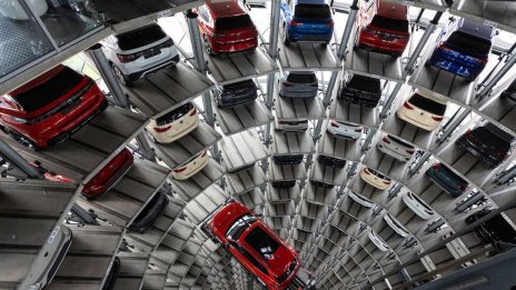 Разходите на VW са двойно по-високи от тези на конкурентите, носейки нови трудности