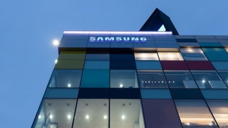 Samsung затвори магазините си в САЩ и Канада