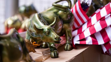 Dow Jones добави над 600 пункта в сесията