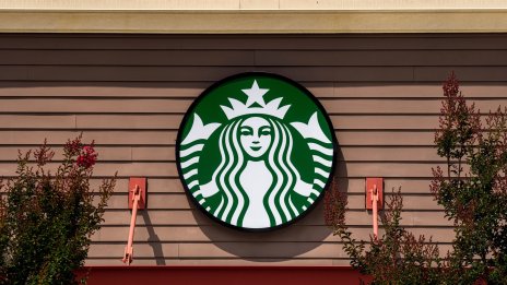 Starbucks очаква двуцифрен ръст на приходите и печалбата в дългосрочен план