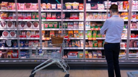 Германските продажби на дребно се възстановиха през май