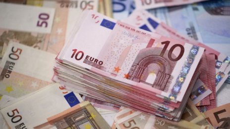 Стоян Панчев: Служебният кабинет трябва да ревизира плана за еврото