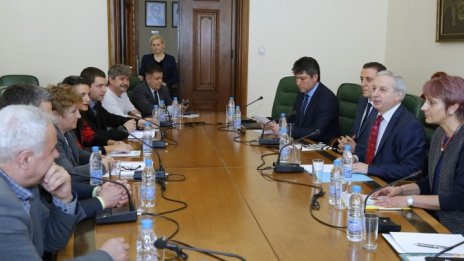 Зеленчукопроизводители получиха обещание за ускорено плащане на субсидии през март