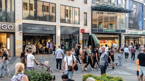 Бизнес активността в еврозоната расте с най-бърз темп от почти година