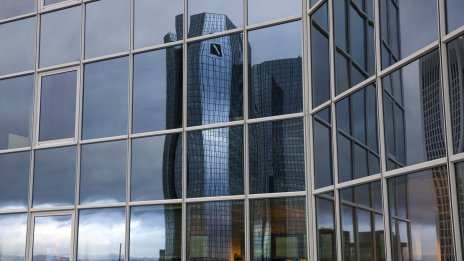 Deutsche Bank е с най-силна експозиция към небанкови финансови институции в Европа