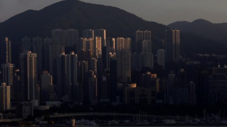 Хонконг е заплашен от бюджетен дефицит за първи път от 15 години