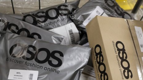Asos очаква печалбата за годината да е в горния край на прогнозния диапазон