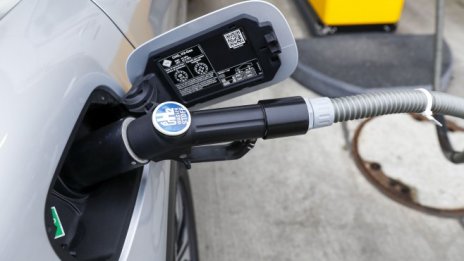 Компания за горивни клетки планира да започне производство на водород