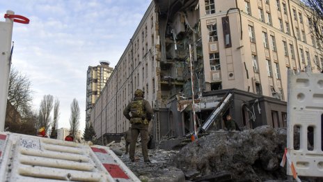 Руски дронове са увредили критична инфраструктура в Киев