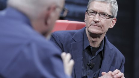 Тим Кук обеща „невероятни“ продукти 