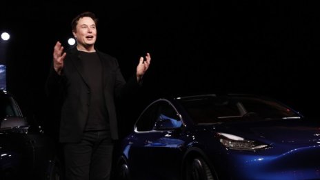 Tesla превърна 2020 г. в крайъгълен камък за автомобилната индустрия в САЩ