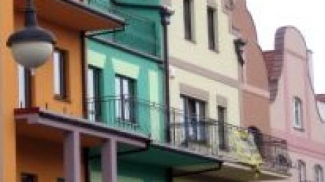 Сложен градоустройствен режим затруднява предлагането на нови жилища на Острова