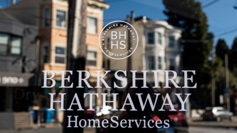 Berkshire Hathaway: 1 акция вече струва повече от половин милион долара